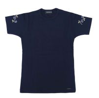 Remera Manga Corta con Tachas